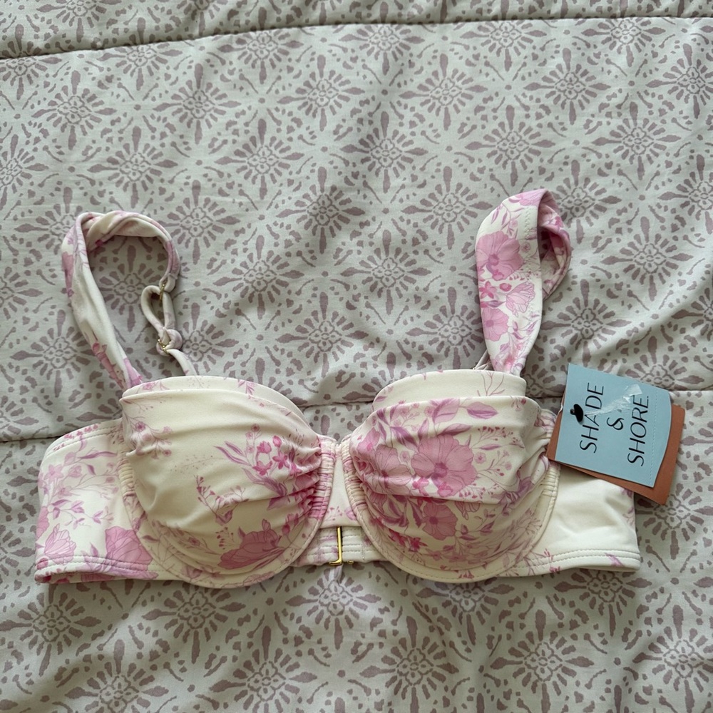 Shade & Shore Women's Floral Pink Bikini top